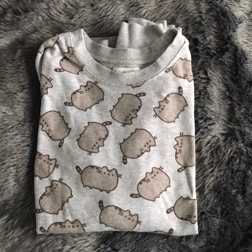 Pusheen Sweatshirt